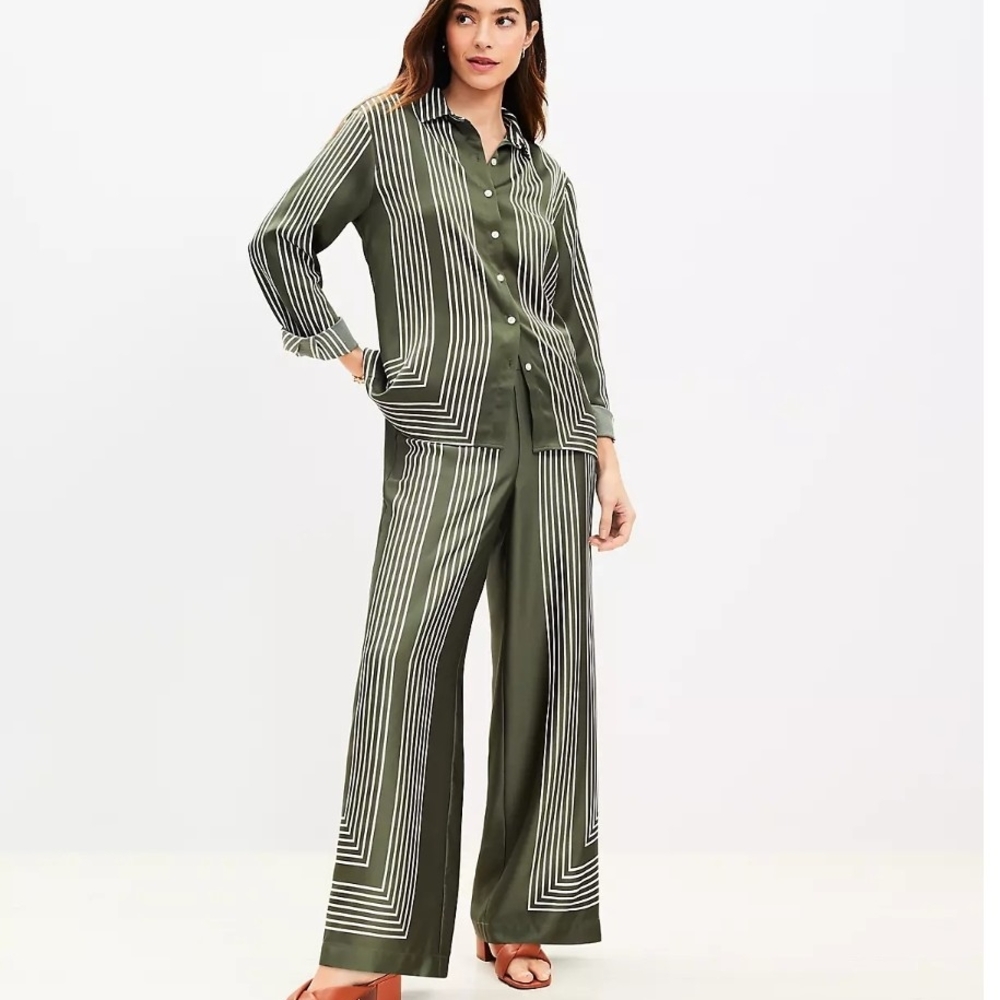 LOFT Pants Green with White Stripes Pants Pull On Wide Leg